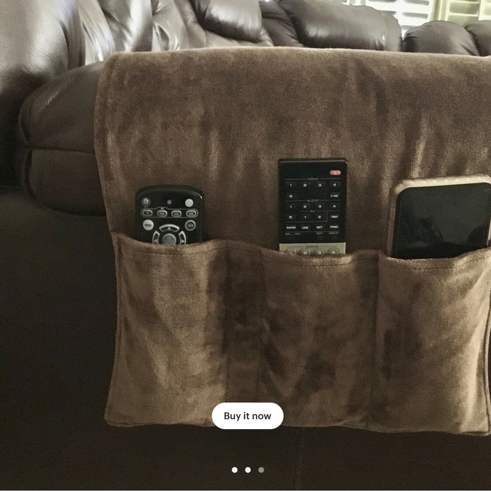 Remote controls/phone, 3 pockets over the sofa organizer. Custom made. New